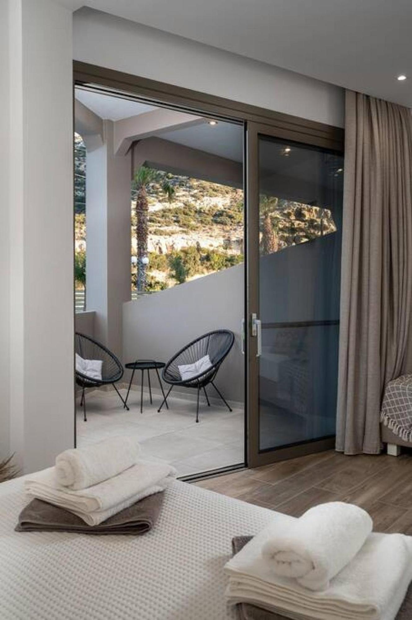Kayy Apartments 3 In Matala Exterior foto